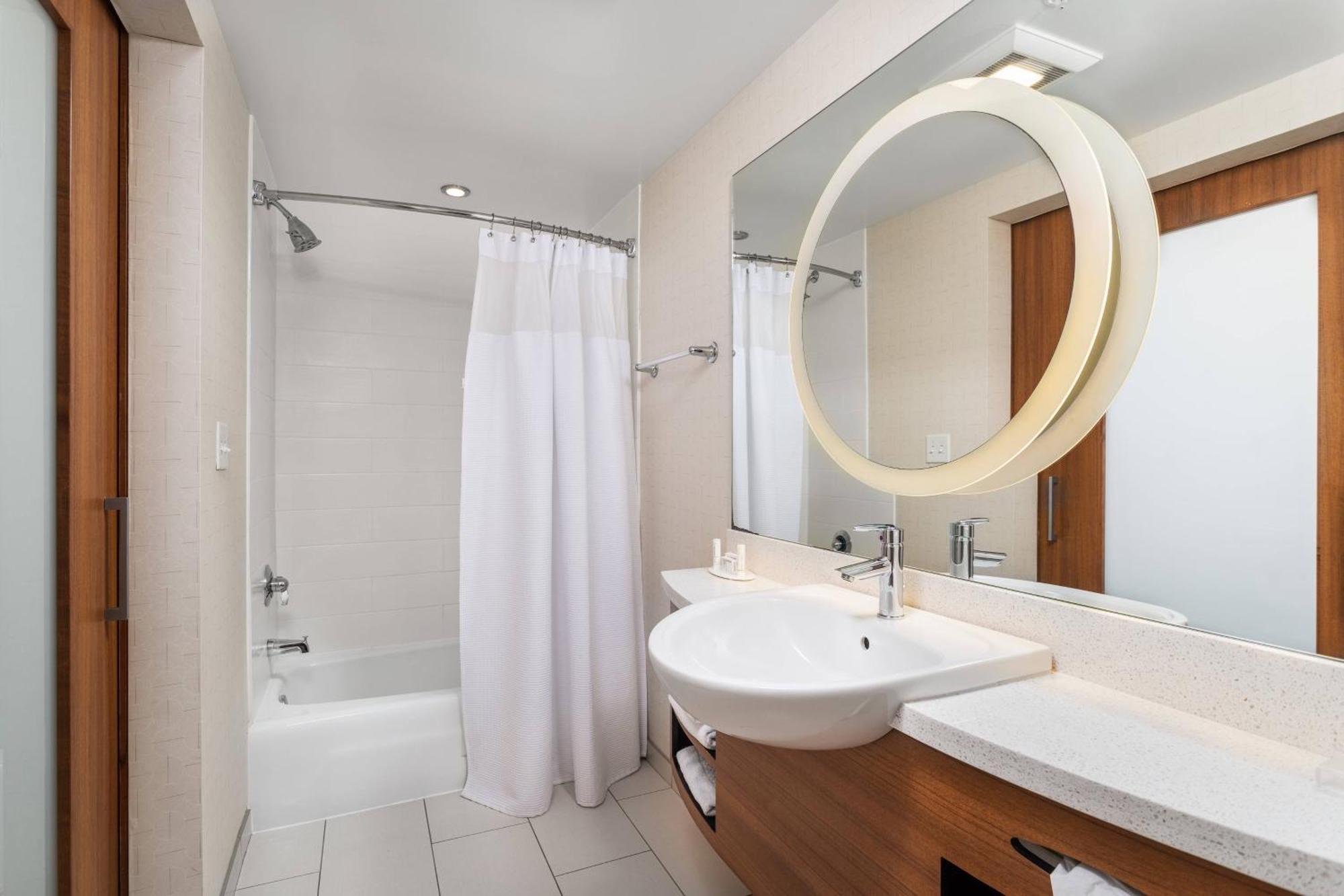 Springhill Suites By Marriott Downtown Chattanooga/Cameron Harbor Екстериор снимка