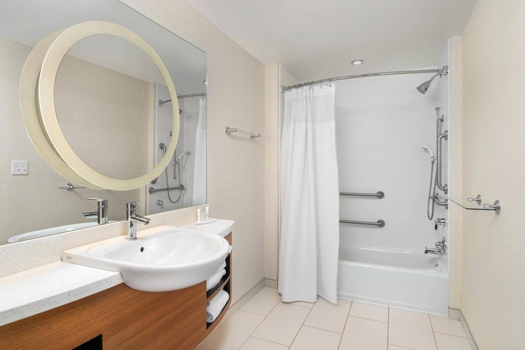 Springhill Suites By Marriott Downtown Chattanooga/Cameron Harbor Екстериор снимка