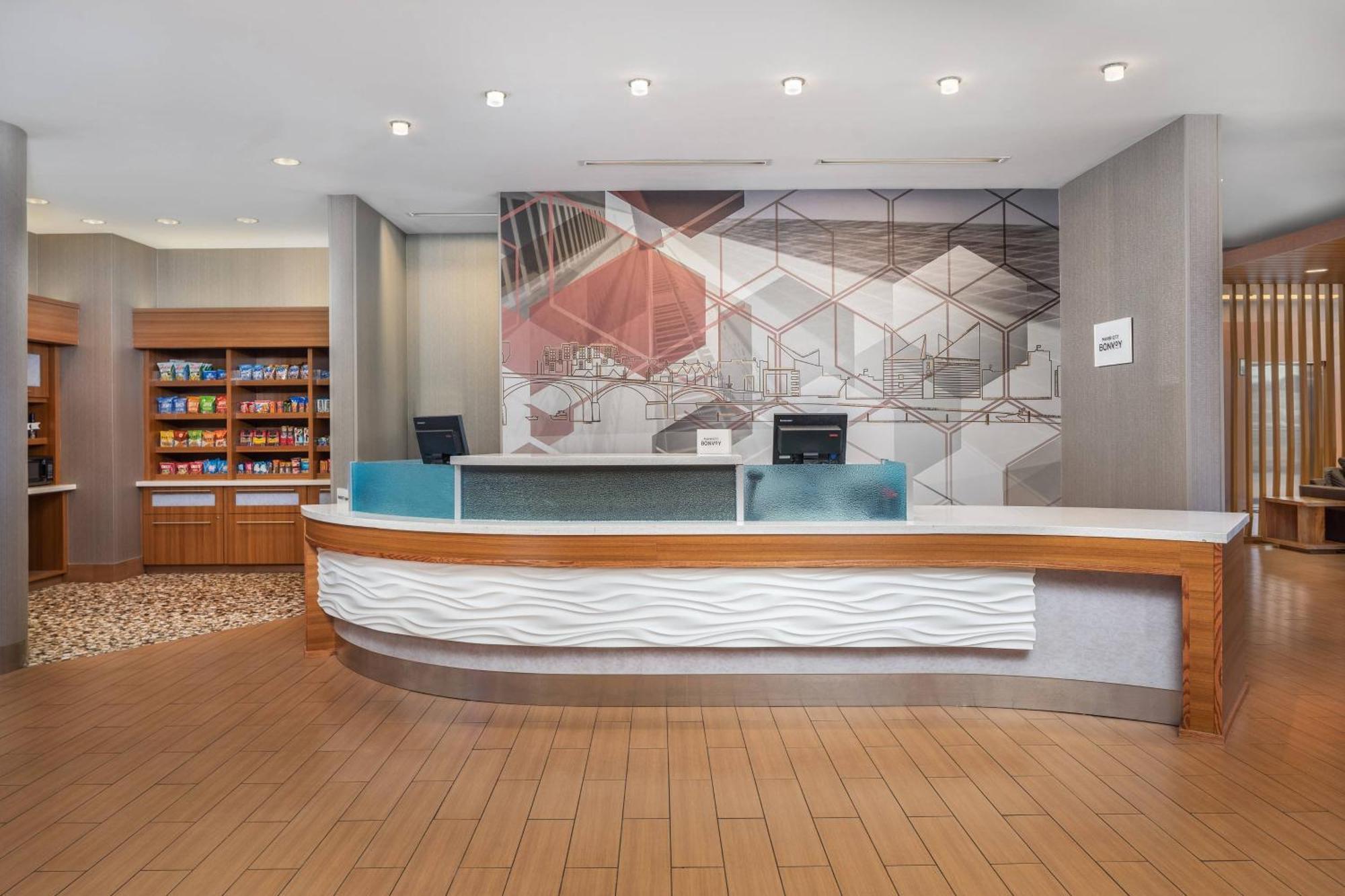 Springhill Suites By Marriott Downtown Chattanooga/Cameron Harbor Екстериор снимка