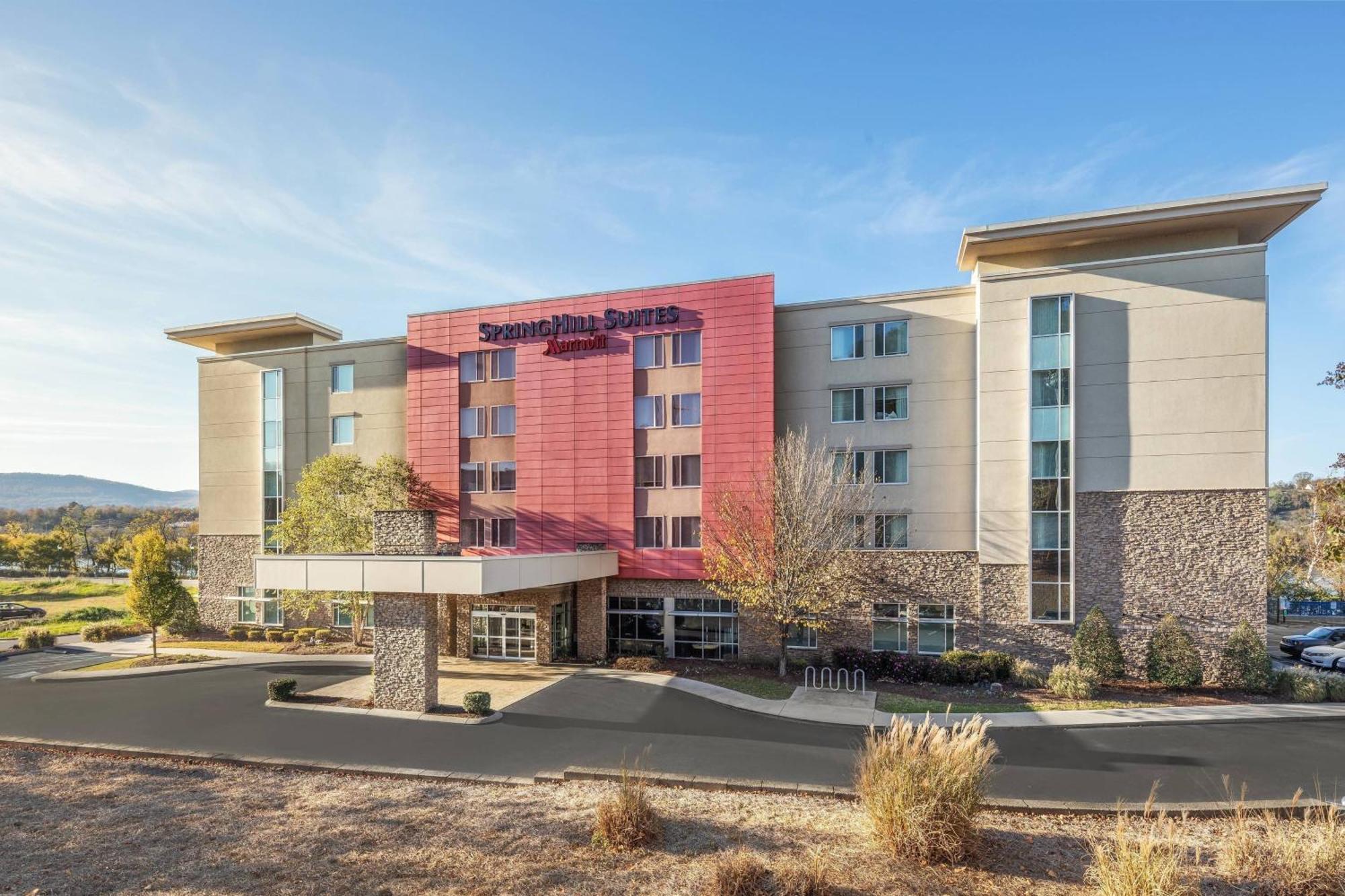 Springhill Suites By Marriott Downtown Chattanooga/Cameron Harbor Екстериор снимка