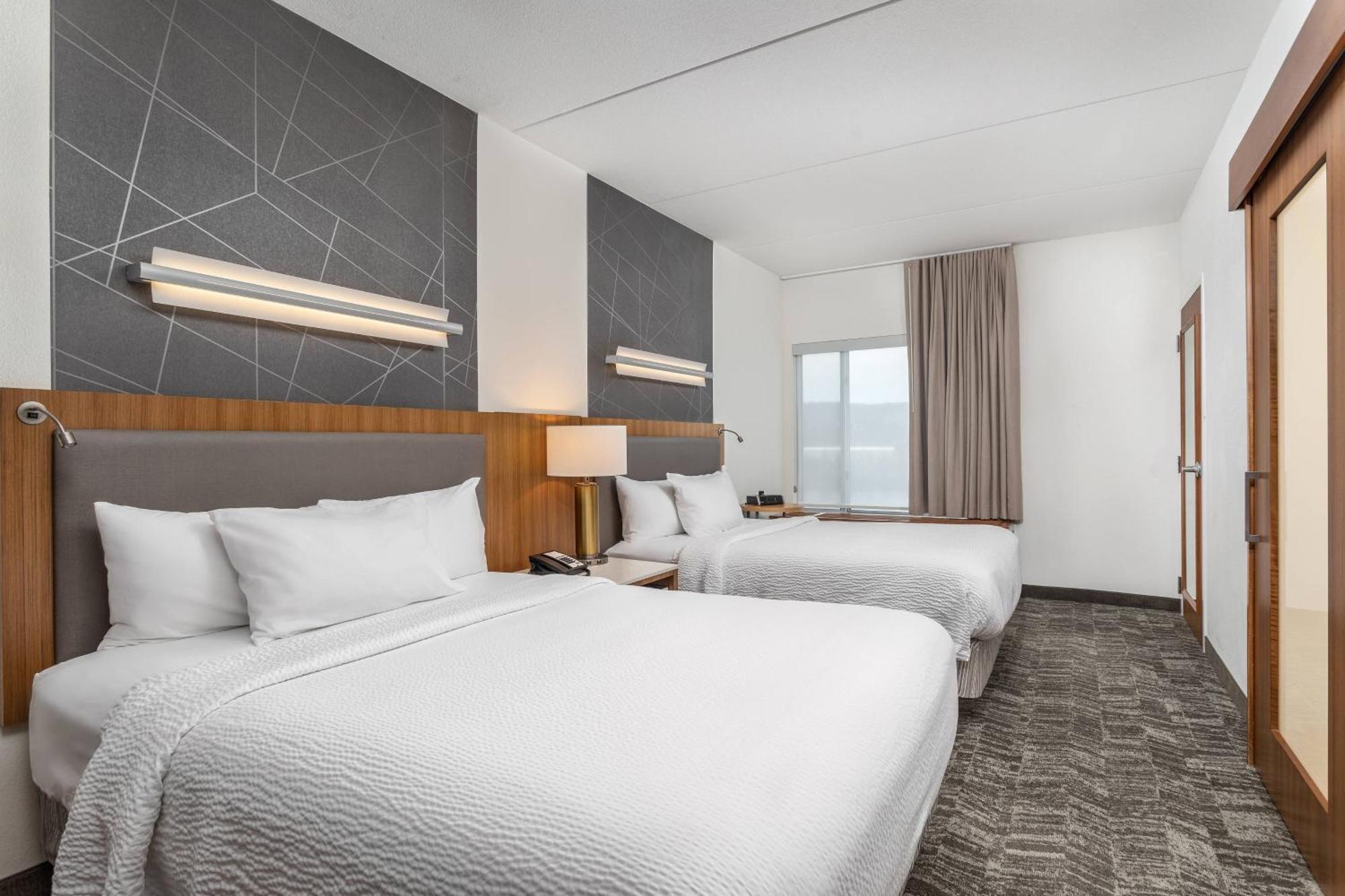 Springhill Suites By Marriott Downtown Chattanooga/Cameron Harbor Екстериор снимка