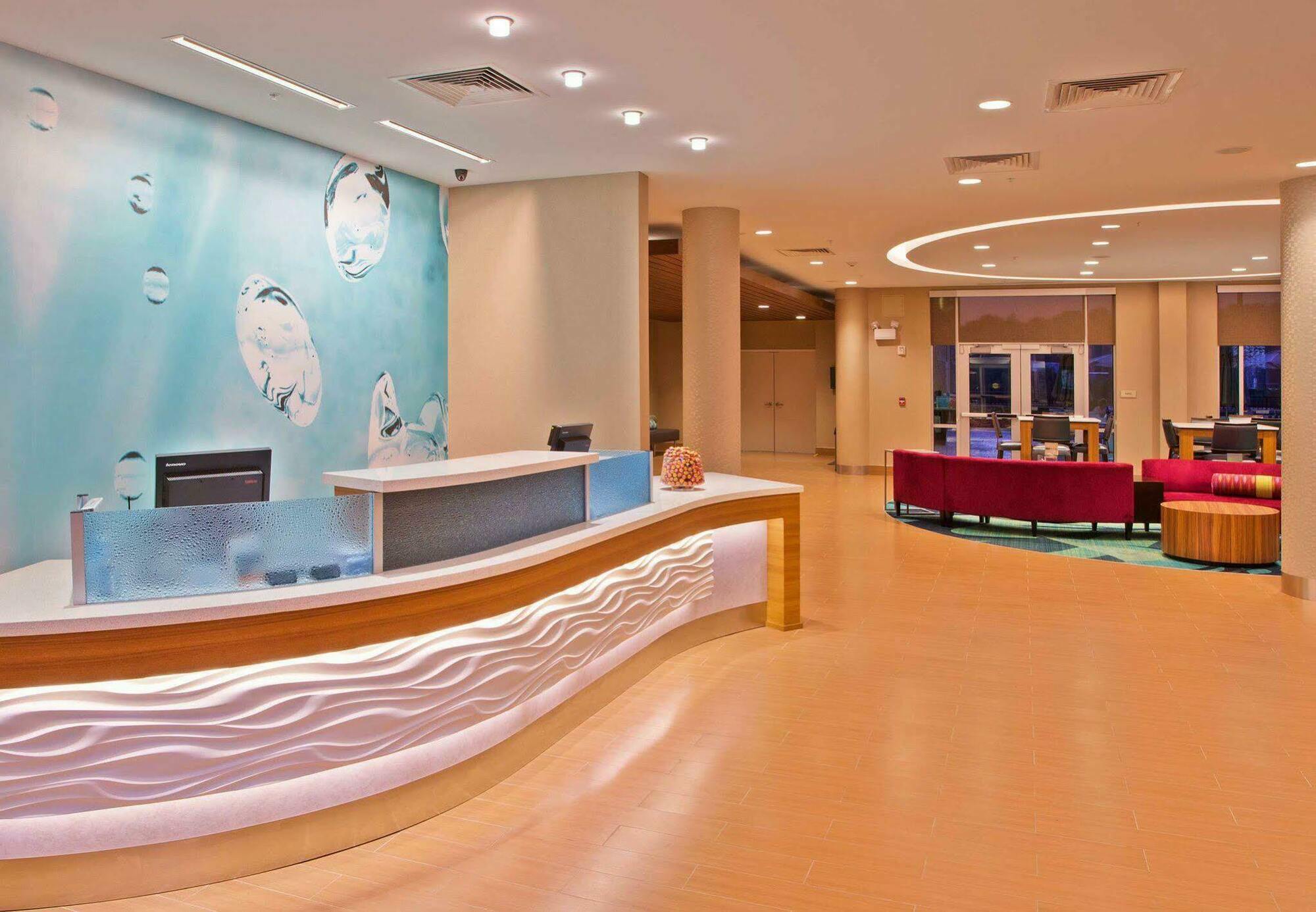 Springhill Suites By Marriott Downtown Chattanooga/Cameron Harbor Екстериор снимка